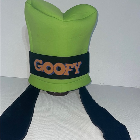 Disney Other - Disney Goofy Green and Black Hat